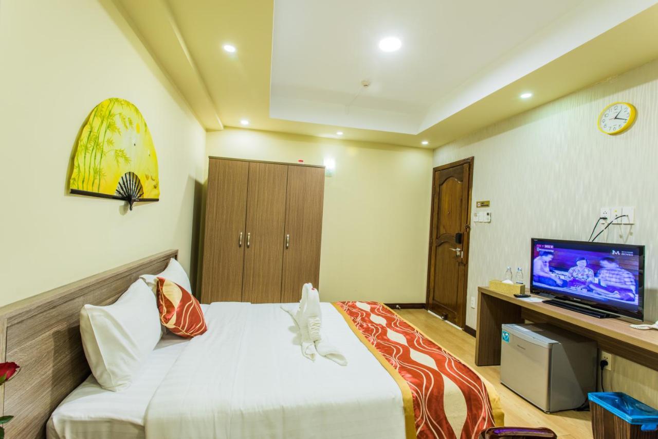 Golden Gate China Town Hotel Yangon Dış mekan fotoğraf