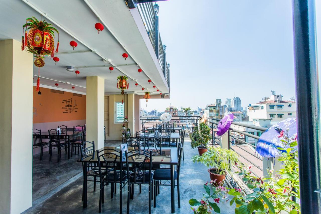 Golden Gate China Town Hotel Yangon Dış mekan fotoğraf