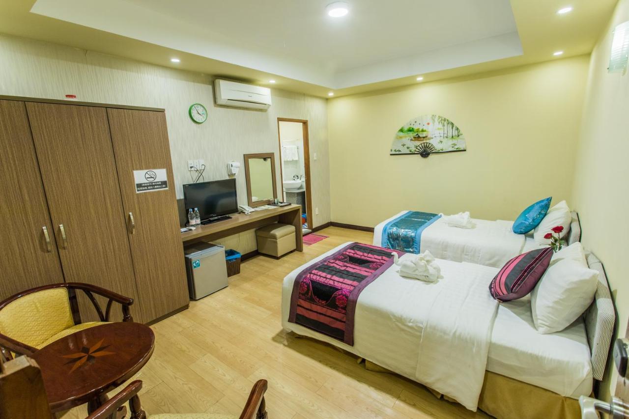 Golden Gate China Town Hotel Yangon Dış mekan fotoğraf