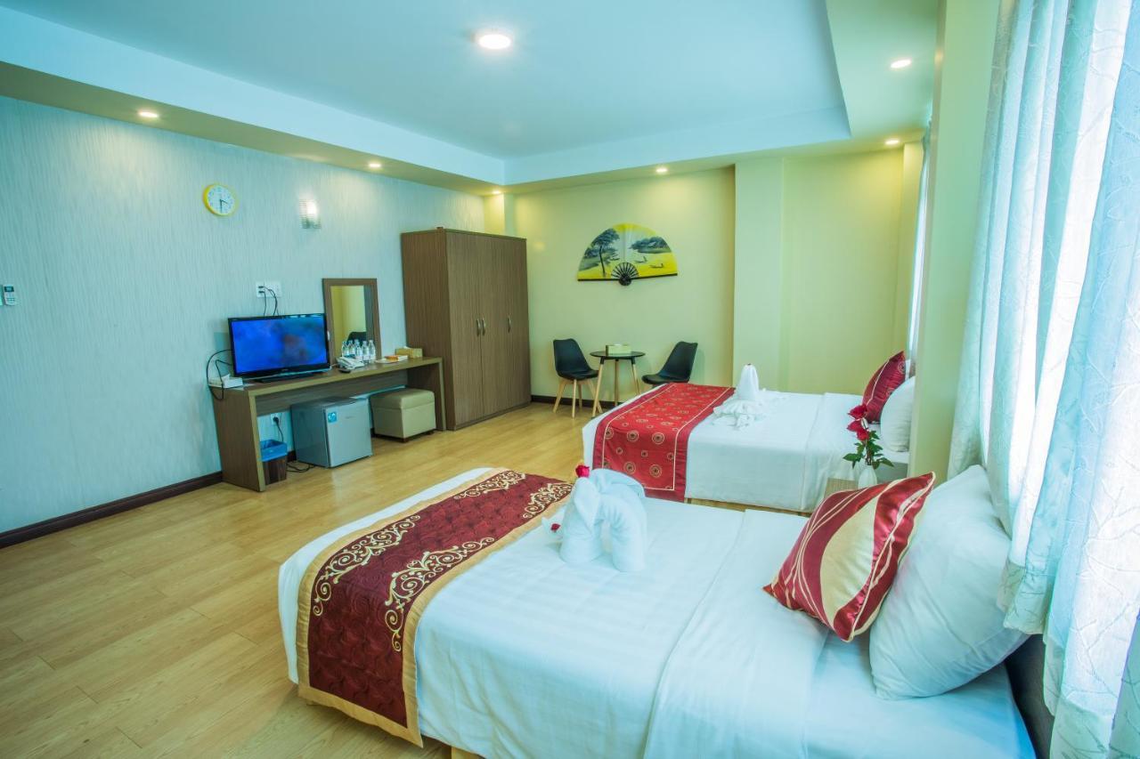 Golden Gate China Town Hotel Yangon Dış mekan fotoğraf